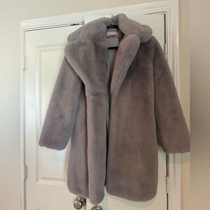 Keepsake The Label - gray faux fur jacket